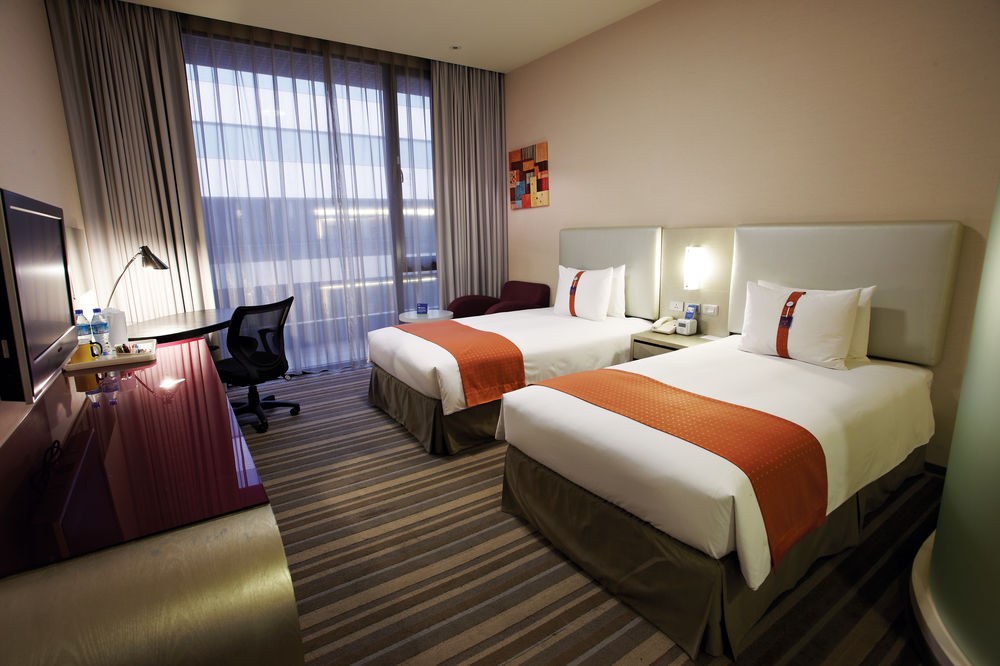 Holiday Inn Express Taichung Park photo 1