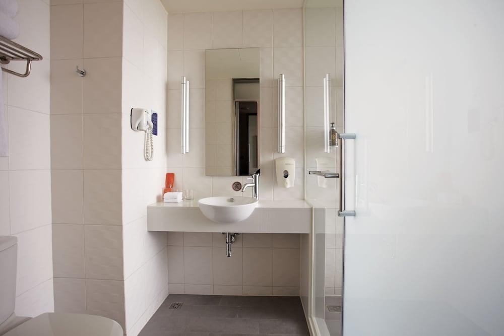 Holiday Inn Express Taichung Park photo 4