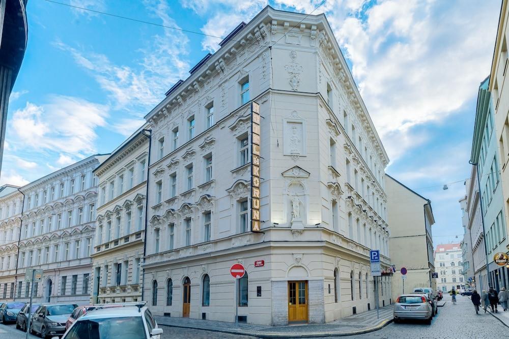 Koruna Hotel