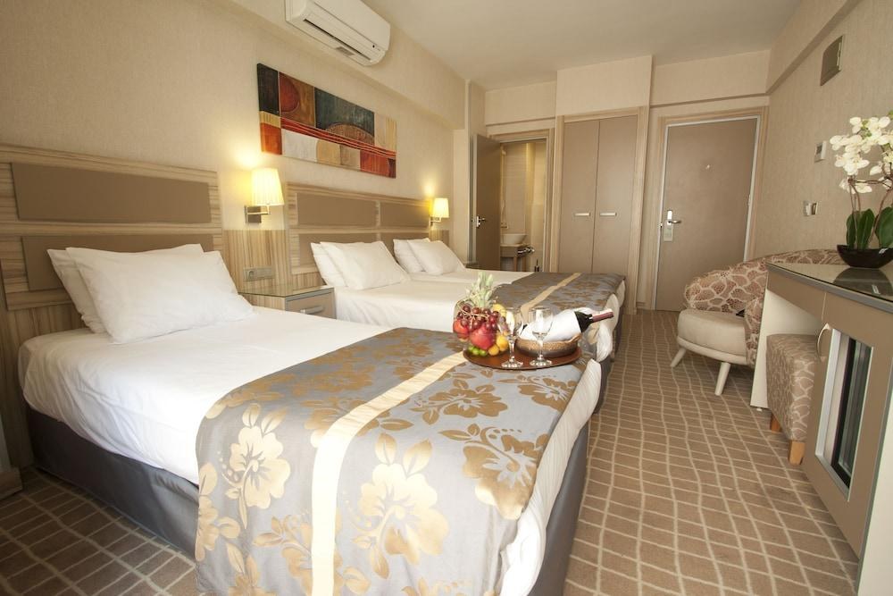 NANDA HOTEL photo 4