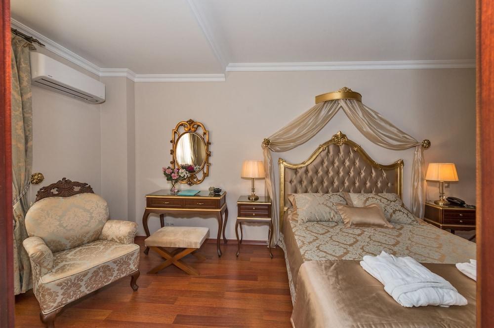 DAPHNE HOTEL photo 2