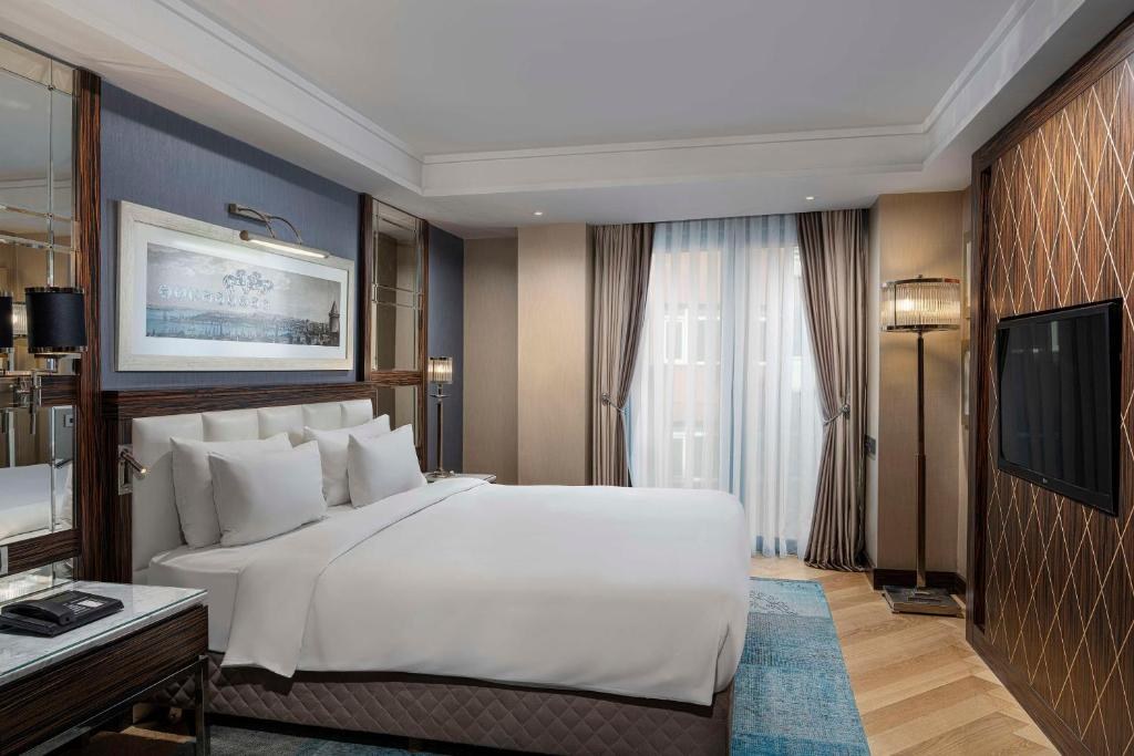 RADISSON BLU ISTANBUL PERA photo 2
