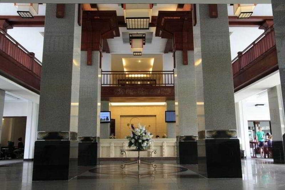 River Beach Resort & Residences photo 4