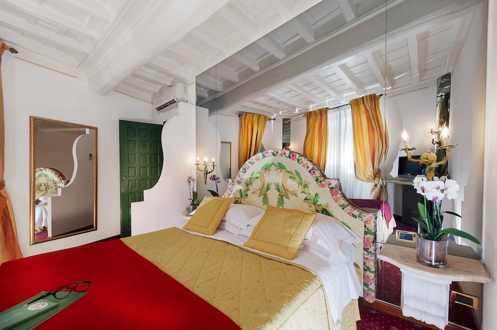 Antico Albergo Del Sole Al Pantheon photo 3