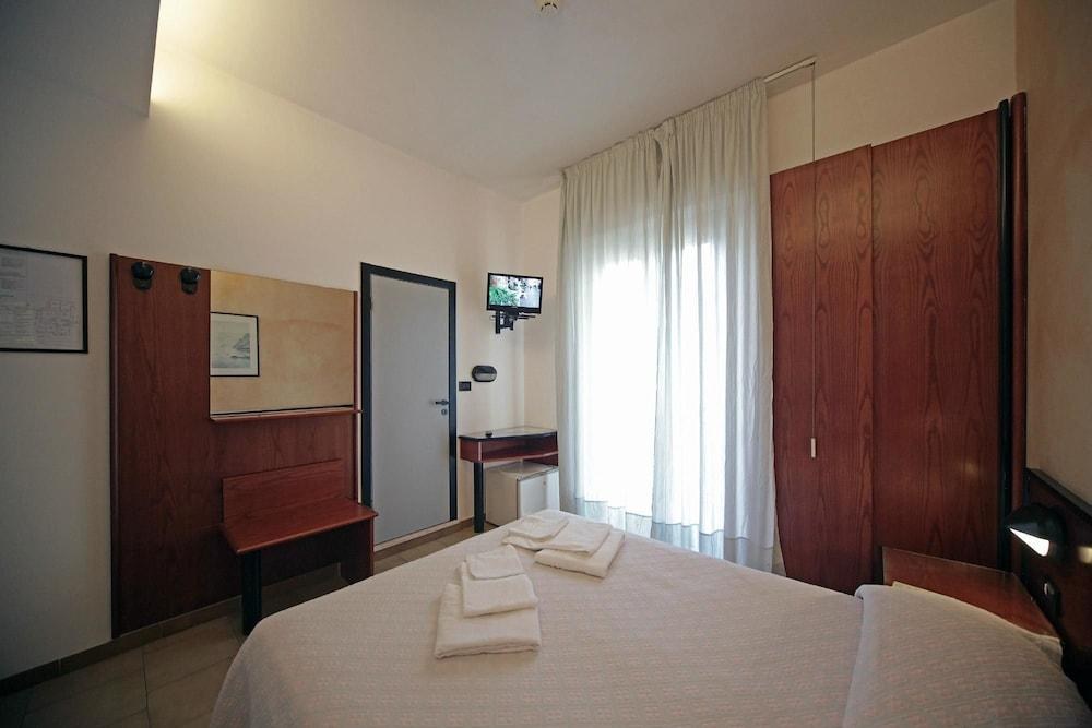 Lime Hotel Rimini photo 1