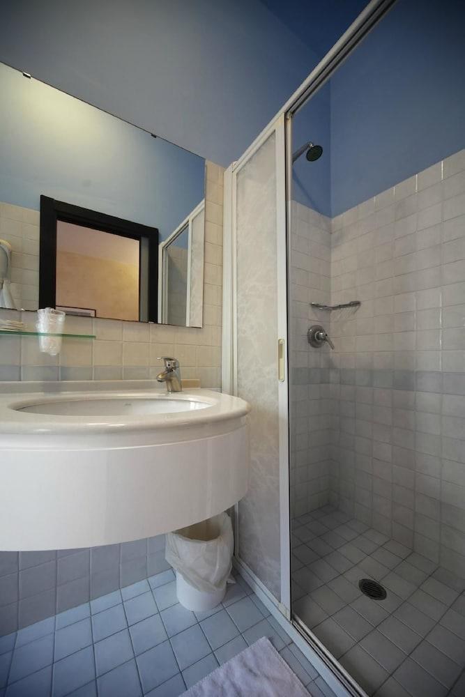 Lime Hotel Rimini photo 3