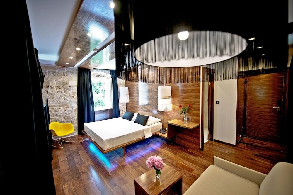 HERITAGE LUXURY JUPITER HOTEL photo 2