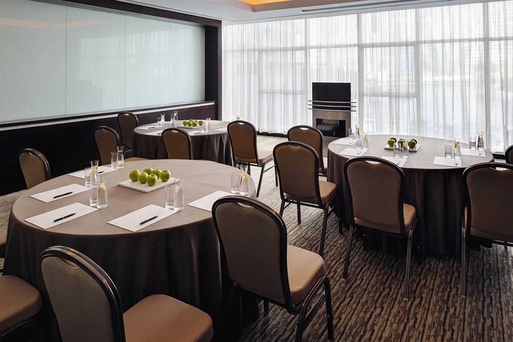 Mövenpick Hotel Jumeirah Lakes Towers photo 4