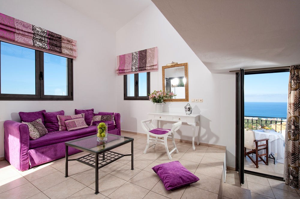 Creta Blue Boutique Hotel & Suites