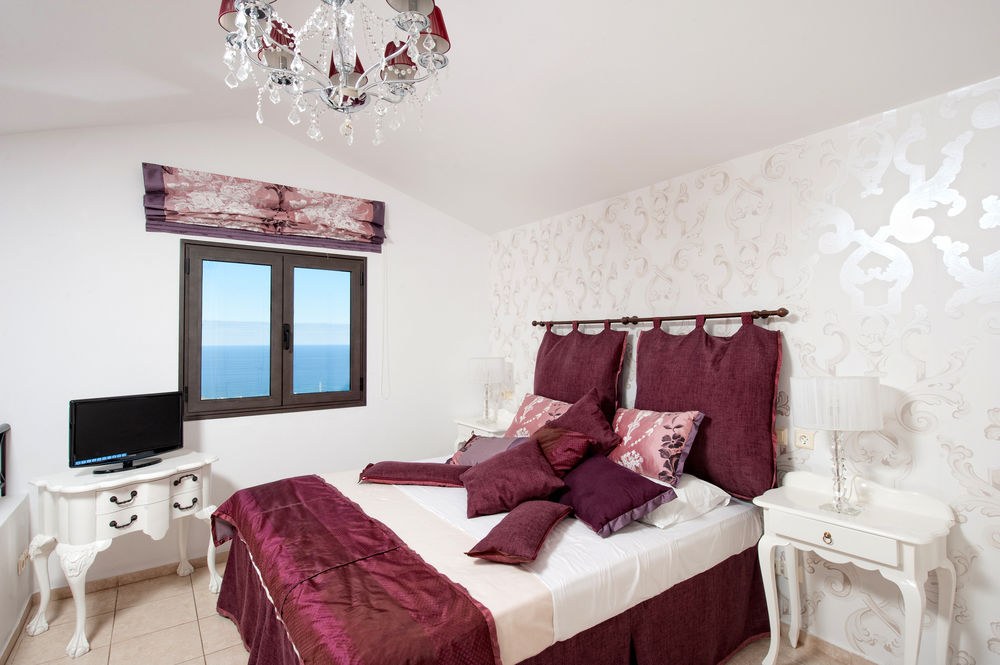 Creta Blue Boutique Hotel & Suites photo 1