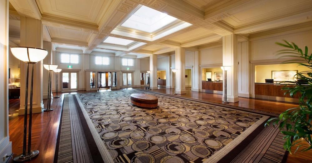 HYATT HOTEL CANBERRA photo 3