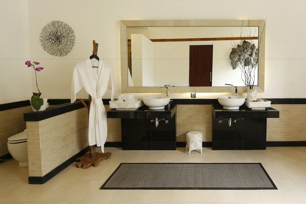 ASHOKA TREE RESORT photo 2