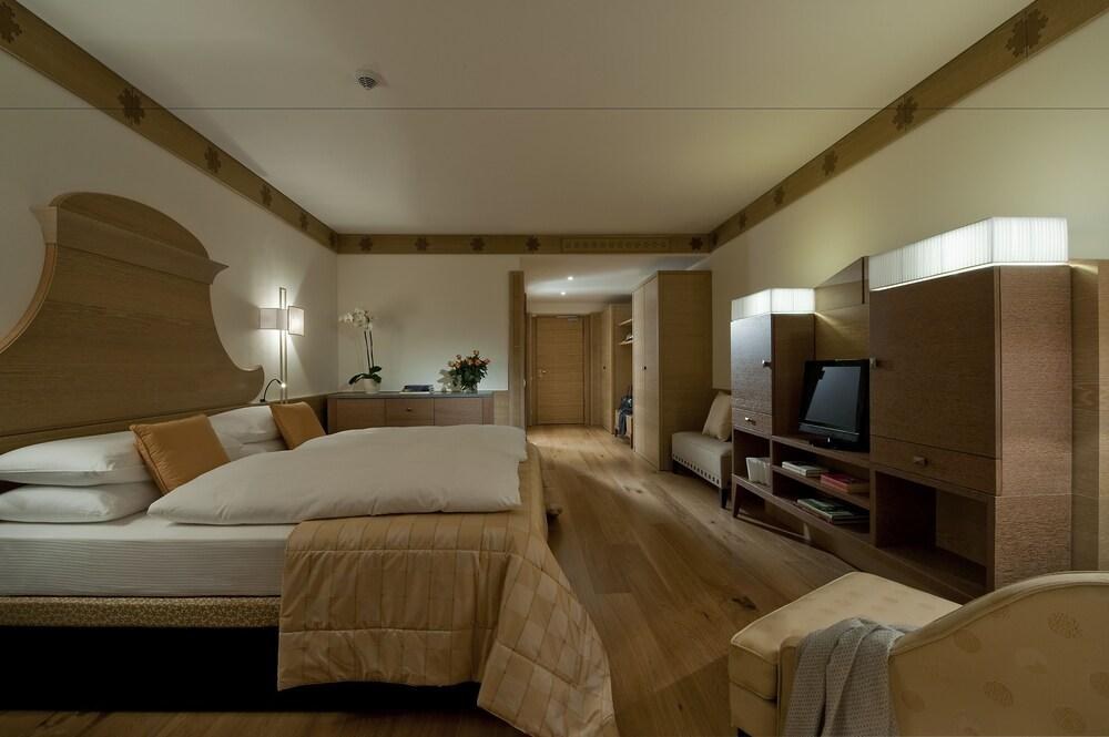 GRAND SAVOIA photo 2