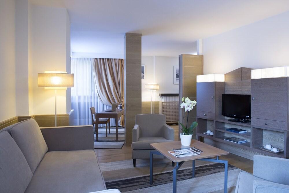 GRAND SAVOIA photo 3