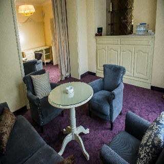 SAVOY photo 2