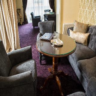 SAVOY photo 3
