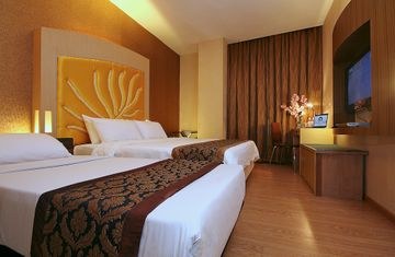 COURTYARD HOTEL 1BORNEO photo 1