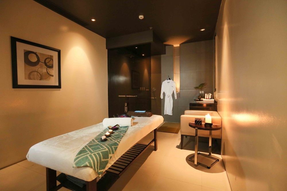 RADISSON BLU CEBU photo 2
