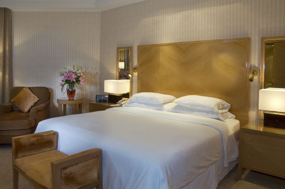 SHERATON TOWERS