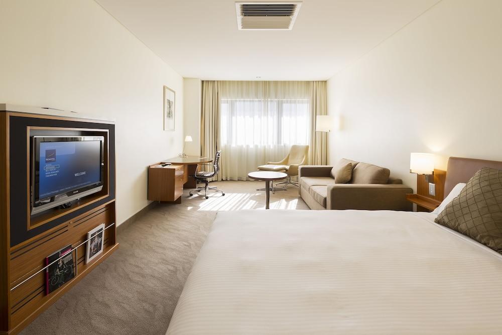 Novotel Canberra photo 2