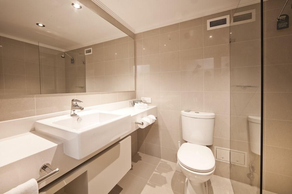 MERCURE CANBERRA photo 4