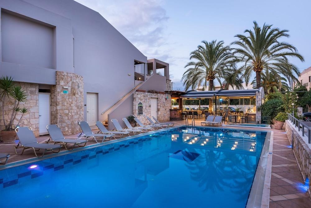 ELOTIS SUITES photo 4