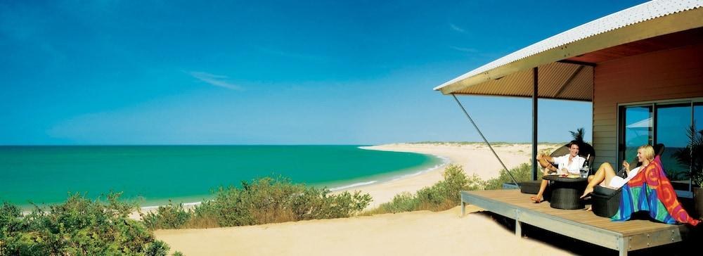 Eco Beach Resort photo 2