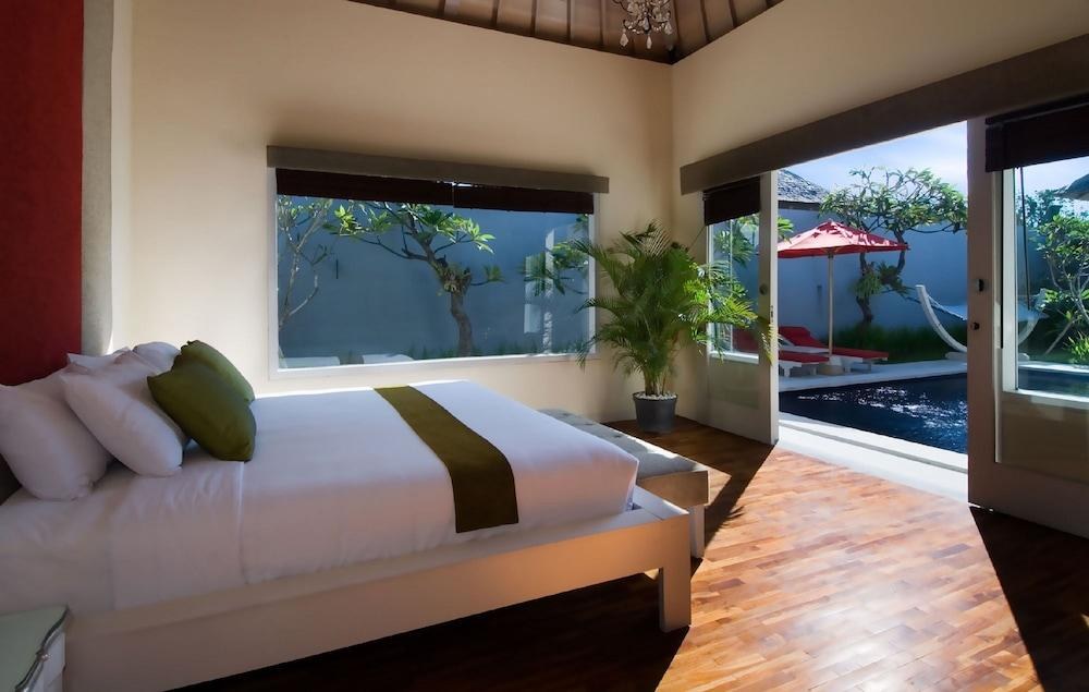 KAMUELA VILLAS SEMINYAK photo 4