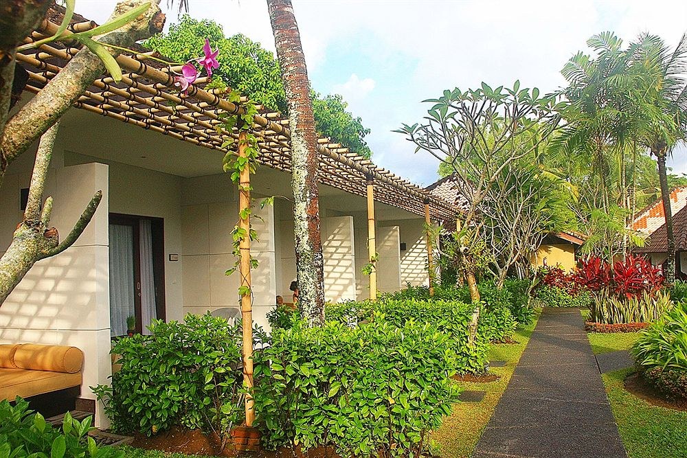 Y Resort Ubud photo 1