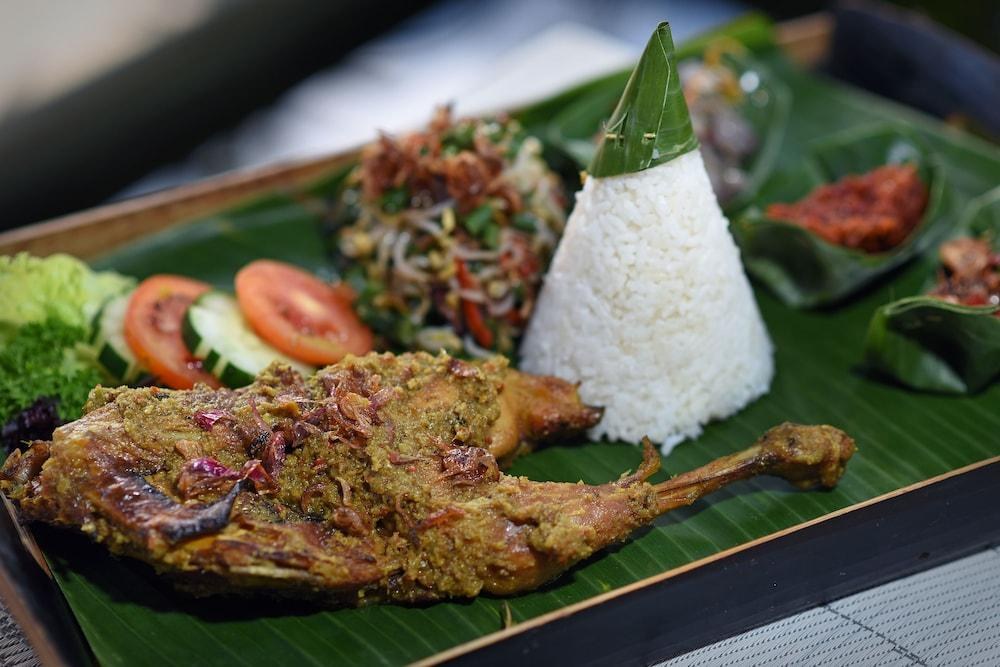 Y Resort Ubud photo 4