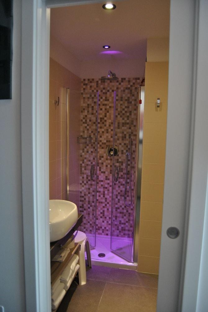 Hotel Adlon photo 3