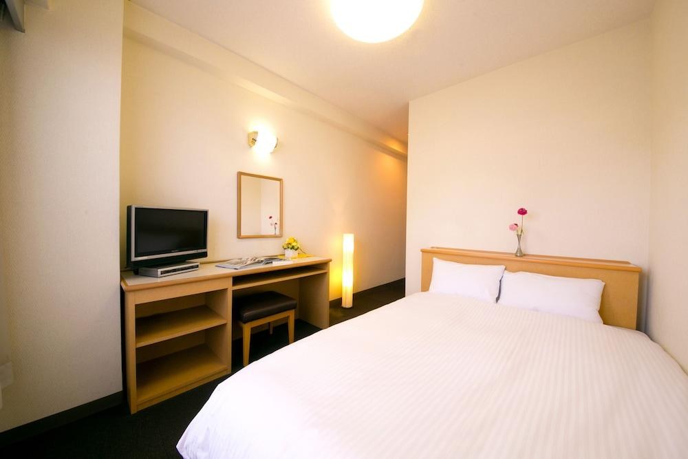 HEIWADAI HOTEL TENJIN photo 2