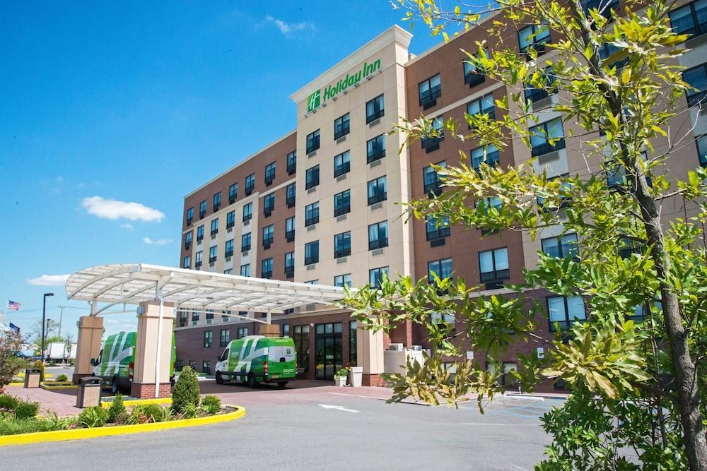 HOLIDAY INN JFK AIRPORT photo 3