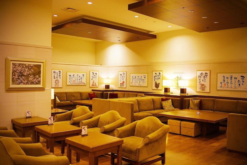 SUTTON HOTEL HAKATA CITY photo 2