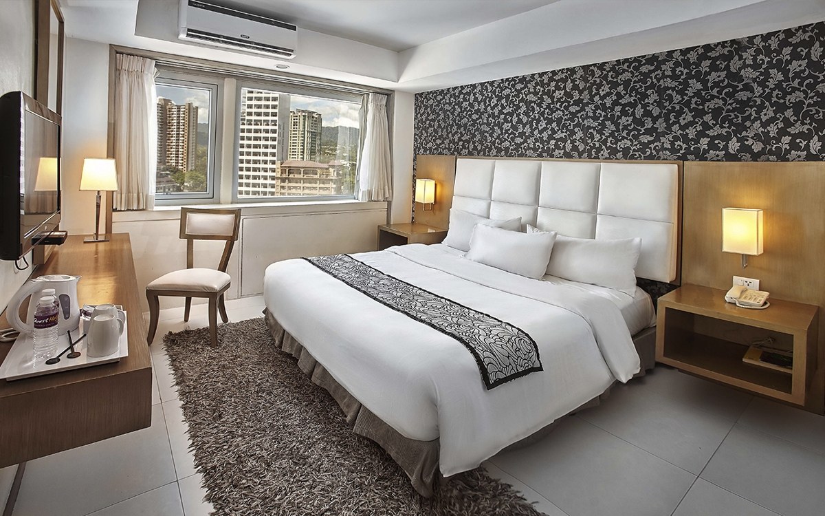 QUEST HOTEL AND CONFERENCE CENTER photo 3