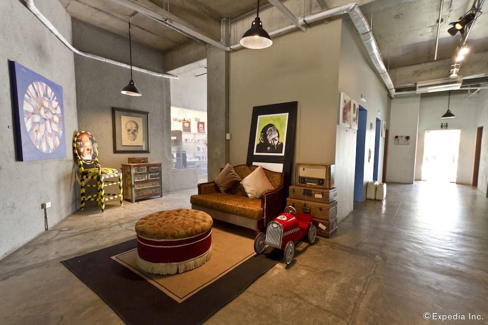 THE HENRY HOTEL photo 3