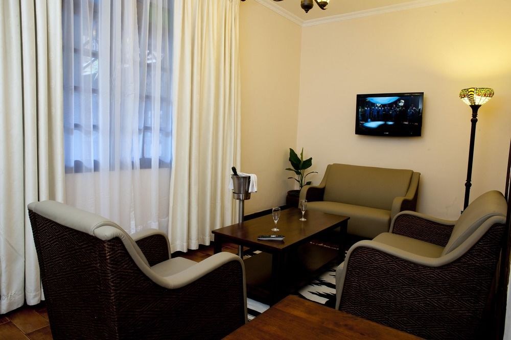 PROTEA HOTEL DAR ES SALAAM COURTYARD photo 2