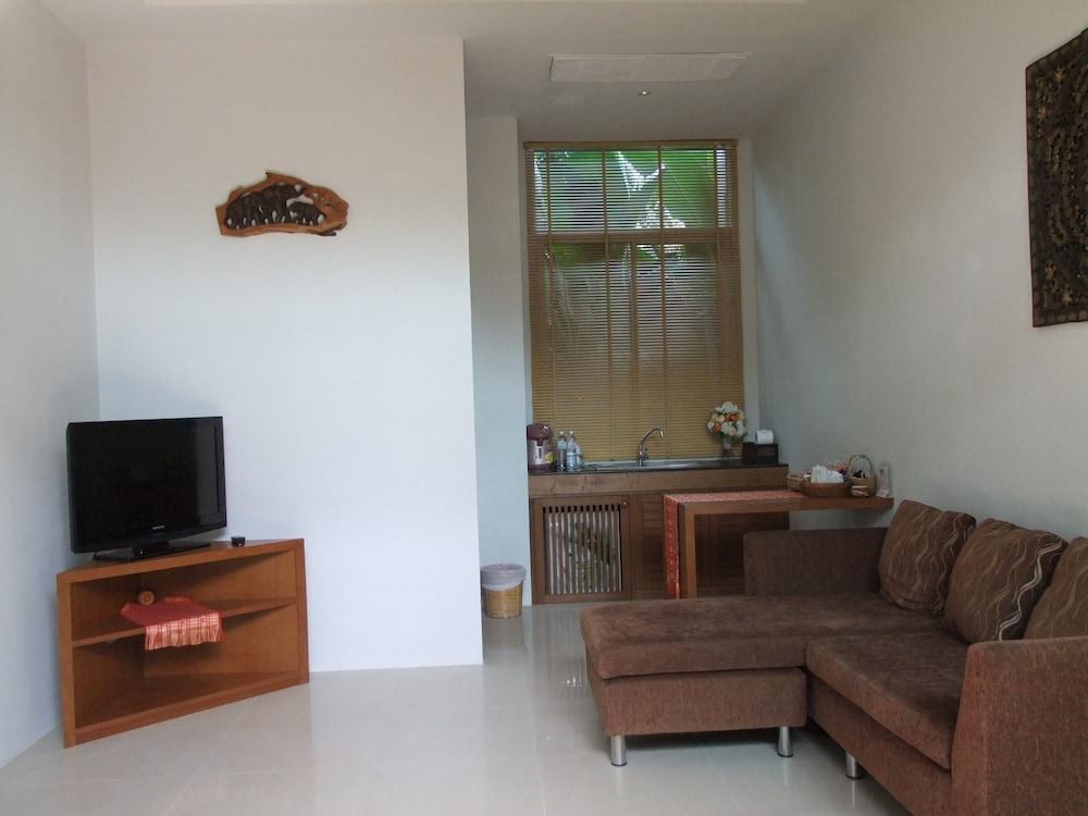 SAMUI ISLAND BEACH RESORT photo 3