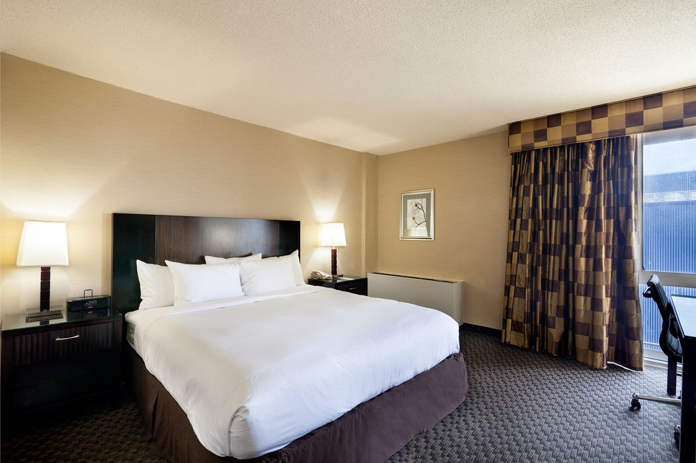 RADISSON JFK AIRPORT