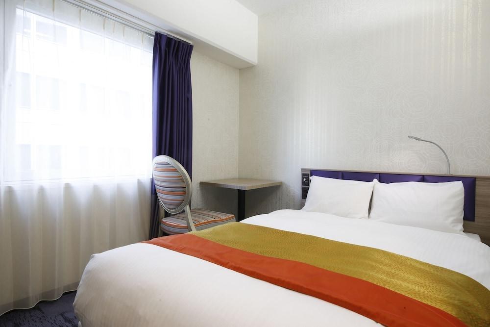 HOTEL KEIHAN TENMABASHI photo 2