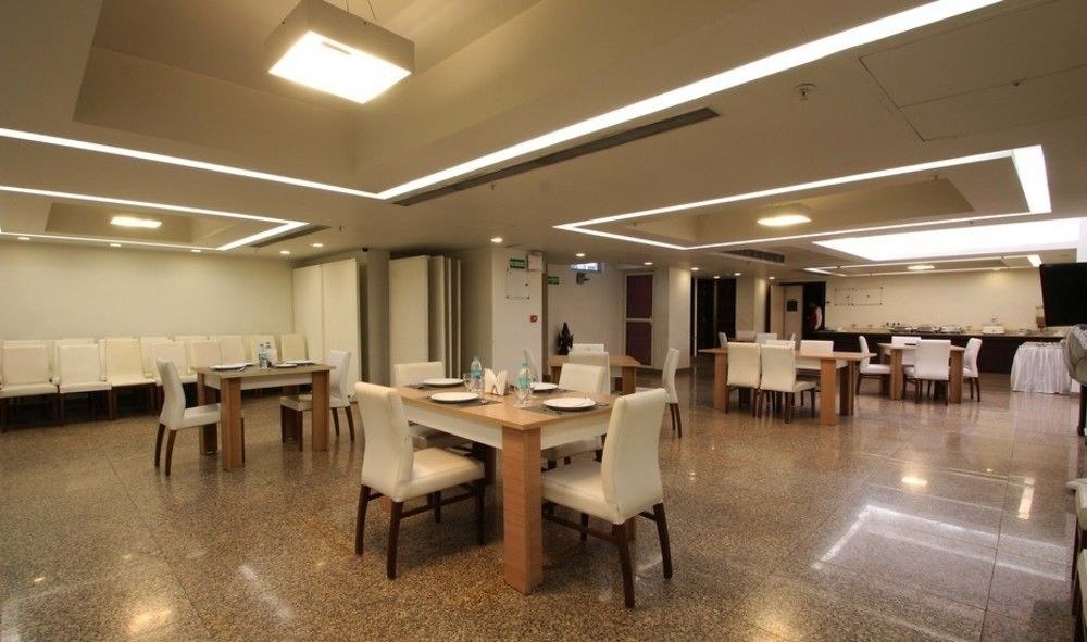 HOTEL IVORY 32 photo 1