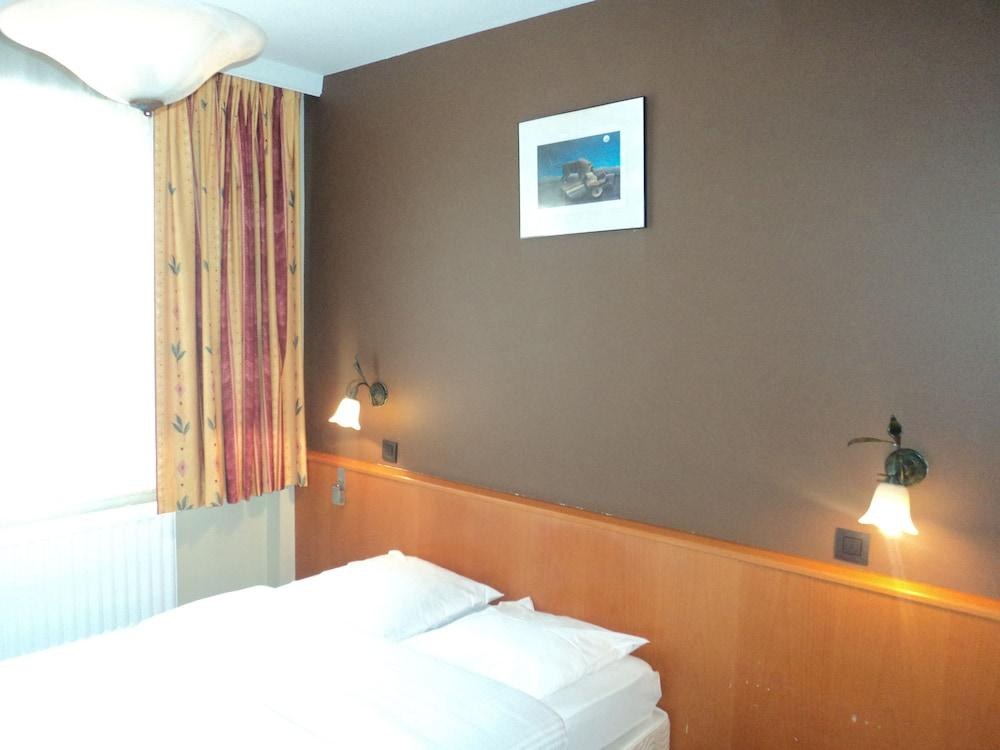 ALBERT HOTEL photo 3