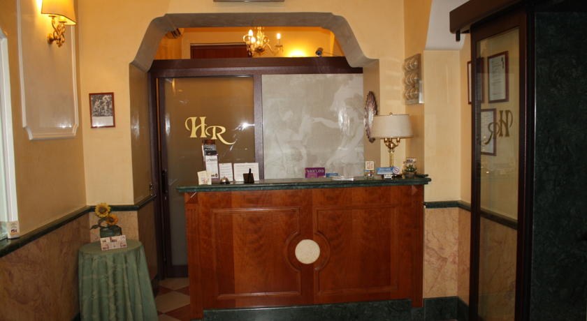 HOTEL ROMANTICA photo 2