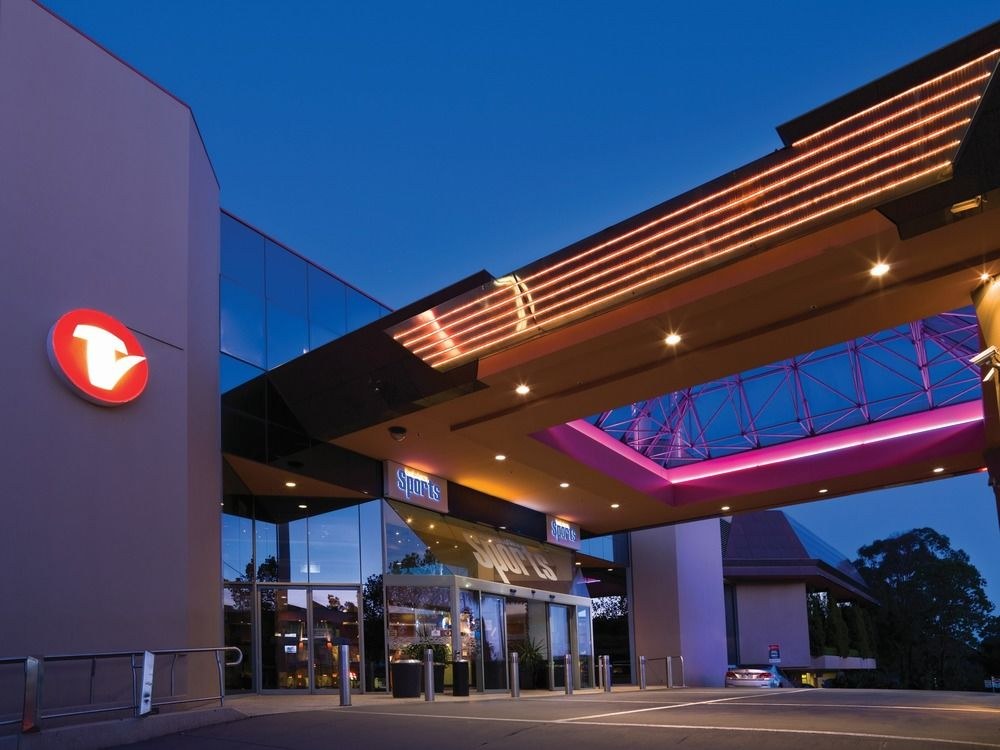 Mercure Sydney Bankstown photo 1