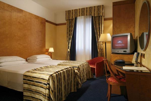 Hotel Plaza Padova photo 3
