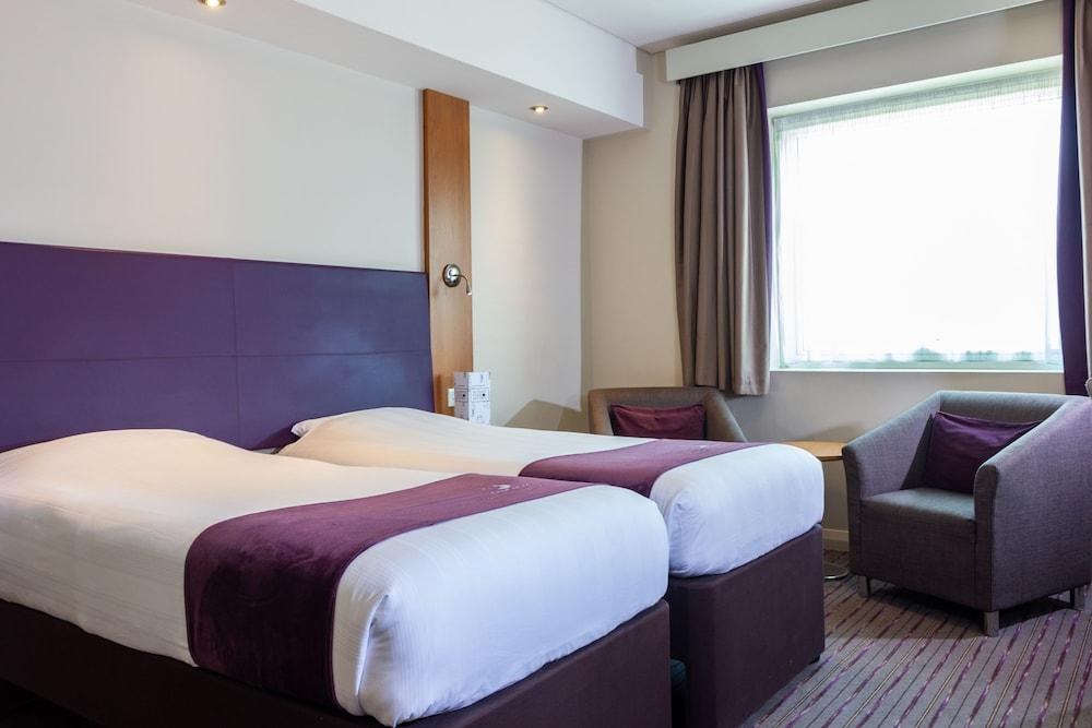 PREMIER INN ABU DHABI INTERNATIONAL AIRPORT photo 2