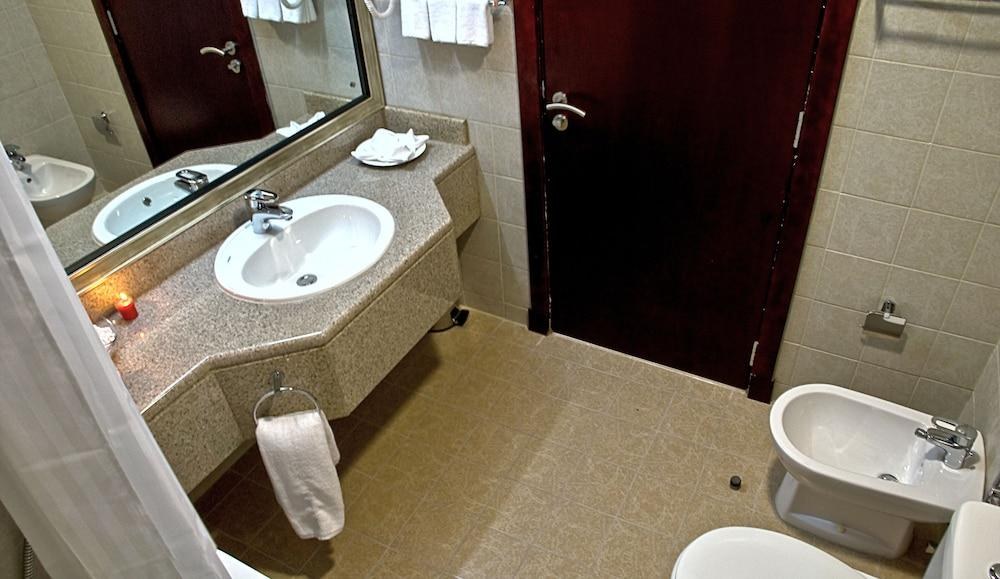 CHELSEA GARDENS HOTEL APT photo 4