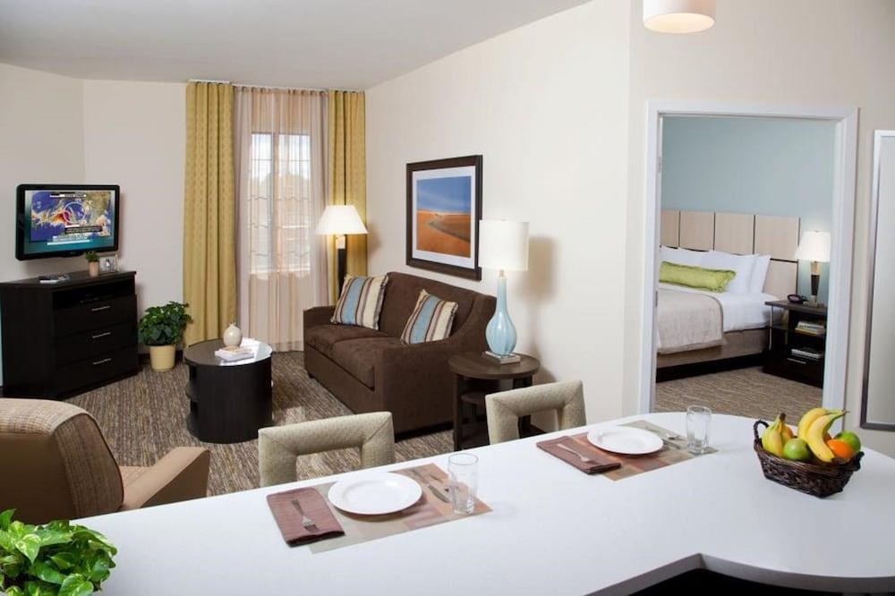 CANDLEWOOD SUITES PLANO FRISCO photo 2
