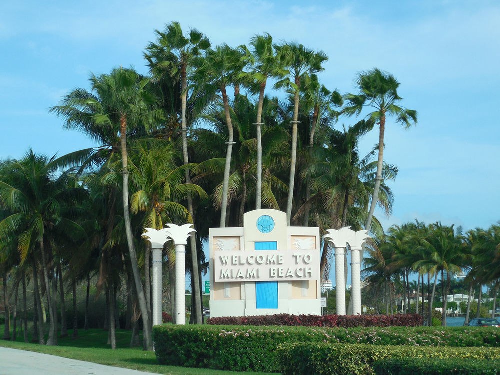 ISLAND HOUSE SOUTH BEACH