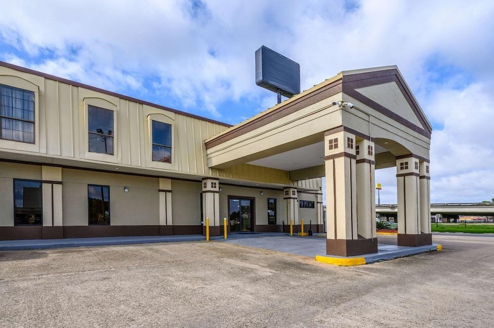 DAYS INN NEW ORLEANS